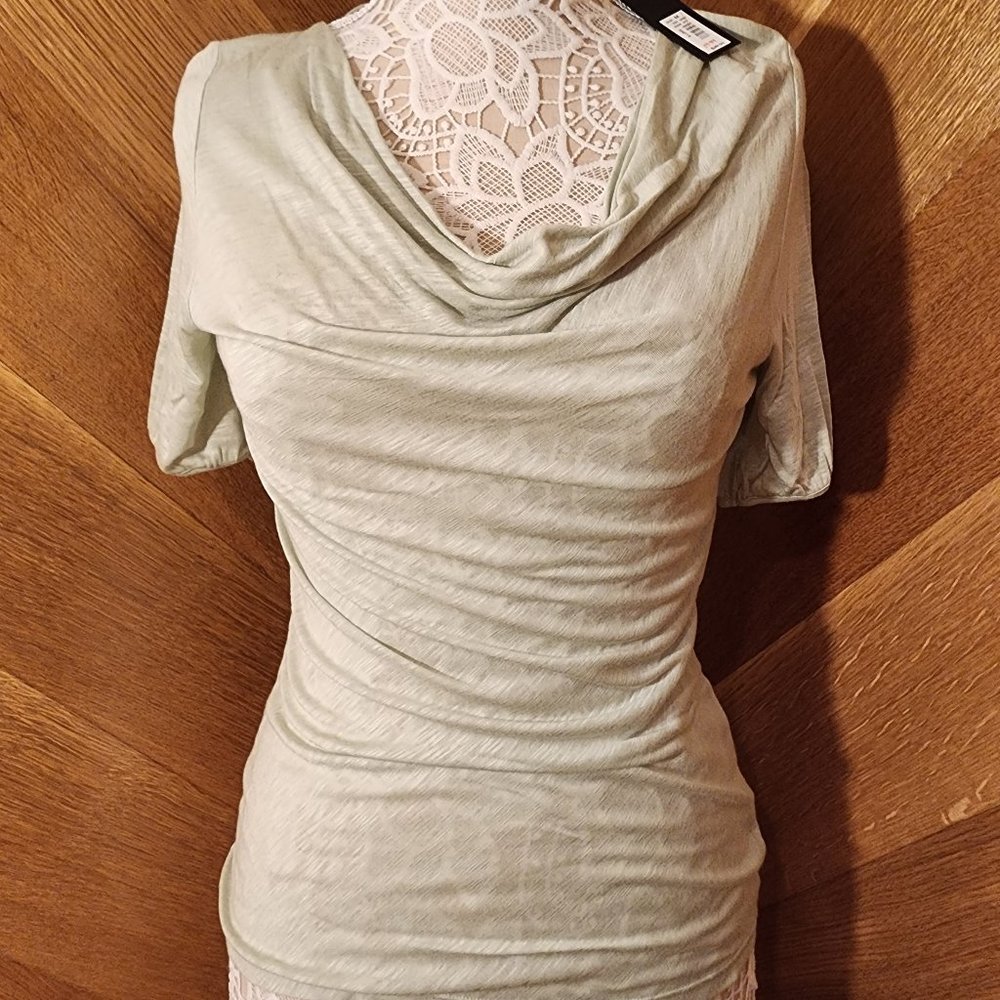 The Limited Drop Neck Short Sleeve Mint Green Top NWT - Size M